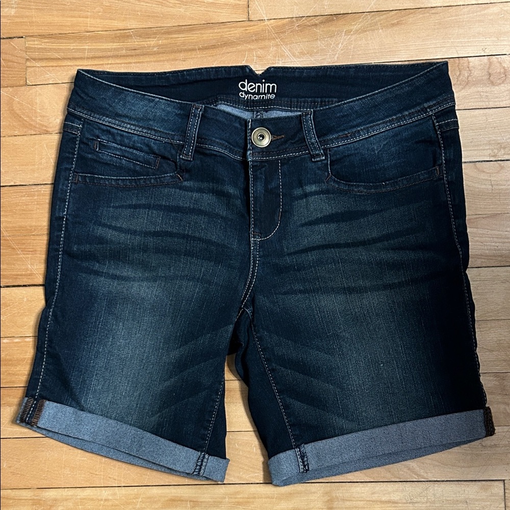 Dynamite Women's Jean Shorts - Picture 1 of 5